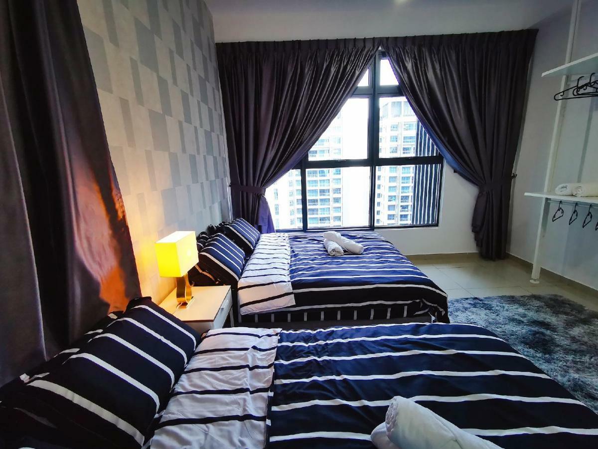 Atlantis * Malacca